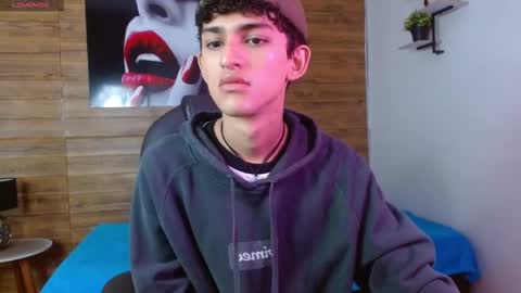 michaelkoiv online show from 11/27/25, 12:18