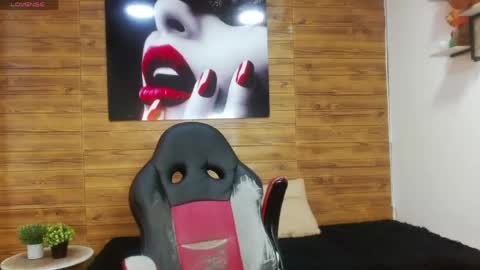 Snapshot of michaelkoiv chatting on 06/05/26, 12:22 michaelkoiv online show from 06/05/26, 12:22