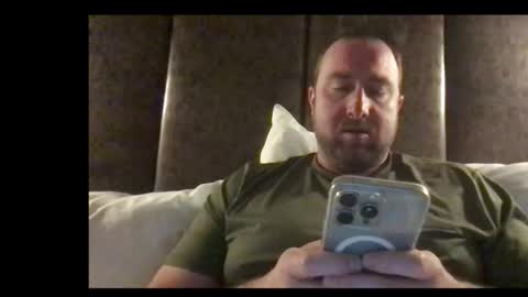 Snapshot of michaelt483 chatting on 02/18/26, 04:19 michaelt483 online show from 02/18/26, 04:19