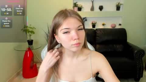 michafox online show from 04/21/26, 12:44