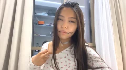 Aidaxo online show from 11/01/25, 08:22