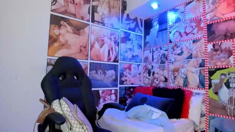 michel_lopez18 online show from 02/15/25, 10:55