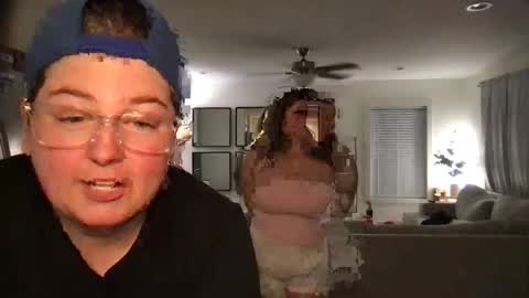 Snapshot of michelebussexx chatting on 09/17/25, 02:02 michelebussexx online show from 09/17/25, 02:02