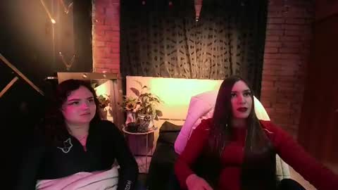 Snapshot of michell_h chatting on 06/18/26, 09:14 Nani online show from 06/18/26, 09:14