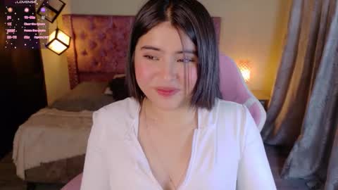 michell_petty01 online show from 10/08/25, 03:04