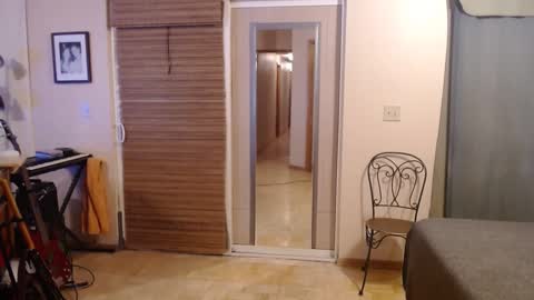 Snapshot of michelle209 chatting on 01/13/25, 11:08 Michelle online show from 01/13/25, 11:08