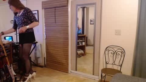 Snapshot of michelle209 chatting on 03/03/25, 11:22 Michelle online show from 03/03/25, 11:22