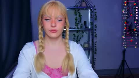 Snapshot of michelle_jacksonn chatting on 10/15/25, 08:53 michelle_jacksonn online show from 10/15/25, 08:53