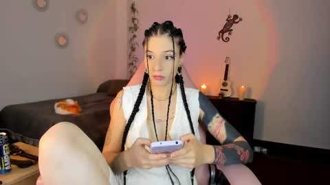 Michelle Ramirez online show from 03/04/25, 11:40