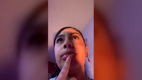 michellepetitte online show from 04/21/26, 03:57