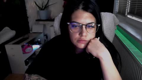 michellerossee online show from 11/29/25, 10:07