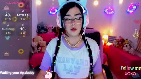 Snapshot of michellevanss22 chatting on 10/09/25, 09:13   online show from 10/09/25, 09:13