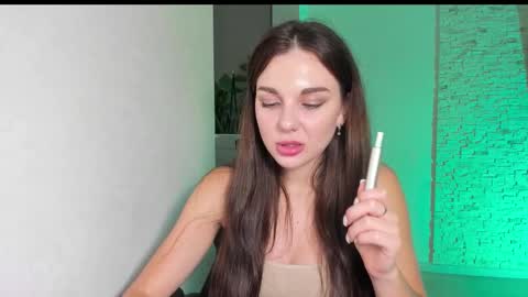 Michellee online show from 11/15/25, 03:52