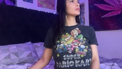 Snapshot of micielo87 chatting on 02/09/26, 09:57 Skye online show from 02/09/26, 09:57