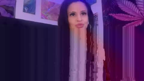 Snapshot of micielo87 chatting on 02/28/26, 02:45 Skye online show from 02/28/26, 02:45