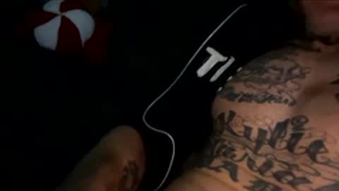 mick9009961169 online show from 12/14/25, 10:42