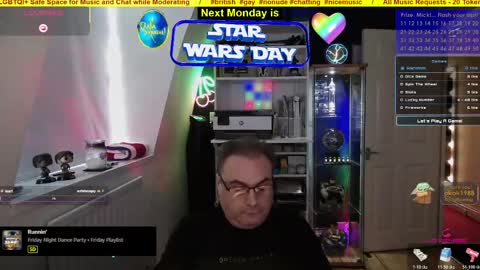 Professional Moderator  Mick Mickey online show from 05/01/26, 03:27