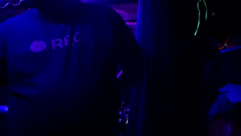 mickdollz online show from 10/25/25, 08:11