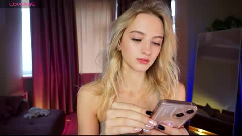 mickeydior online show from 10/03/25, 11:29