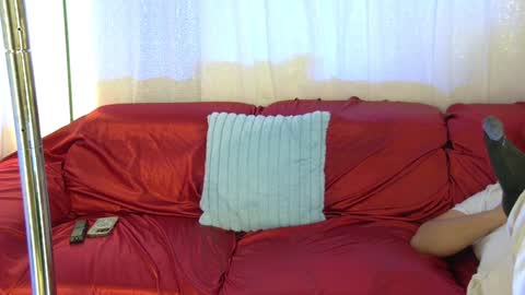 Snapshot of mickeyshyne69 chatting on 02/08/25, 11:02 Mickey online show from 02/08/25, 11:02