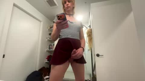 mickisofine online show from 07/20/26, 02:37