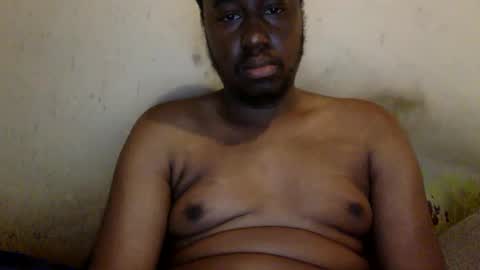 Snapshot of mickkzzx chatting on 12/02/24, 05:15 mickkzzx online show from 12/02/24, 05:15