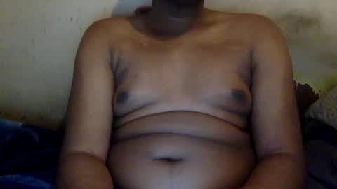 Snapshot of mickkzzx chatting on 12/12/24, 02:48 mickkzzx online show from 12/12/24, 02:48