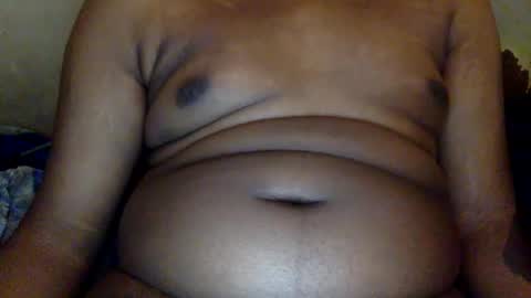 Snapshot of mickkzzx chatting on 02/02/25, 12:30 mickkzzx online show from 02/02/25, 12:30