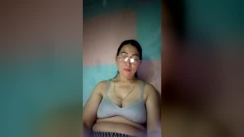 Snapshot of mickye00 chatting on 07/14/26, 01:50 Miky online show from 07/14/26, 01:50