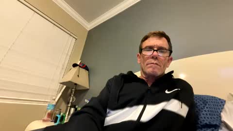 Snapshot of mickymu chatting on 01/02/25, 12:13 mickymu online show from 01/02/25, 12:13