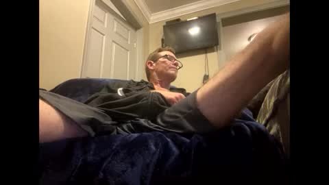 Snapshot of mickymu chatting on 01/02/25, 03:15 mickymu online show from 01/02/25, 03:15