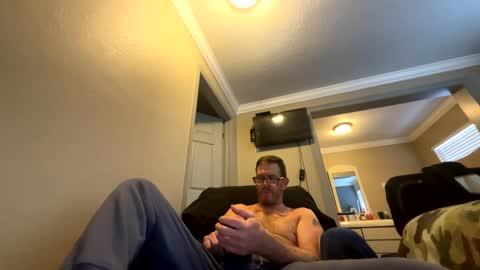 Snapshot of mickymu chatting on 01/21/25, 04:16 mickymu online show from 01/21/25, 04:16