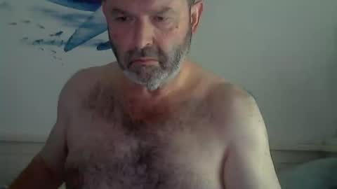 kike online show from 09/10/25, 01:44