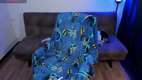 Blue online show from 02/05/25, 03:23