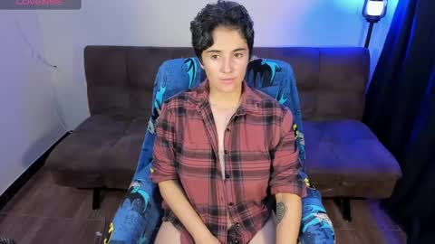 Blue online show from 02/14/25, 04:15