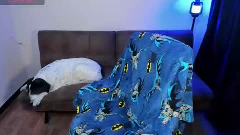 Blue online show from 02/26/25, 04:25