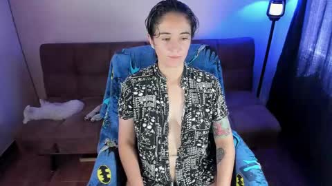 Blue online show from 09/23/25, 03:26