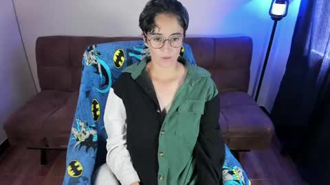 Blue online show from 04/30/26, 03:29