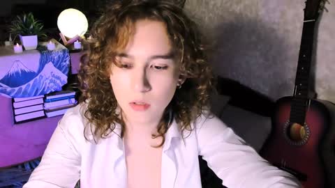 Max online show from 02/06/25, 03:09