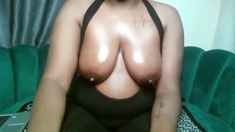 Snapshot of midnight_goddess chatting on 09/18/25, 06:43 Kelly online show from 09/18/25, 06:43