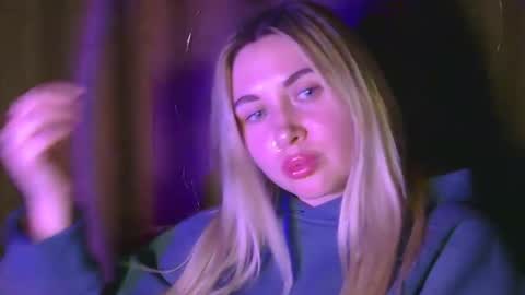 Snapshot of midnight_lace1 chatting on 02/08/26, 09:40 Midnight lace1 online show from 02/08/26, 09:40