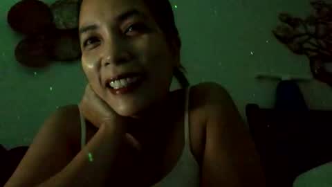 Snapshot of midnightblue80 chatting on 11/11/25, 12:54 midnightblue80 online show from 11/11/25, 12:54