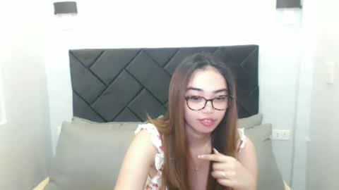 Bunny 3 online show from 12/23/24, 01:51