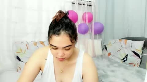 Bunny 3 online show from 11/27/25, 06:21