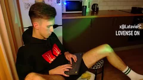 Snapshot of midnighter__ chatting on 09/20/25, 01:17 Alexey or just Alex online show from 09/20/25, 01:17