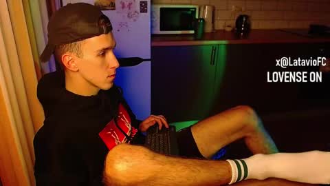 Snapshot of midnighter__ chatting on 09/28/25, 03:23 Alexey or just Alex online show from 09/28/25, 03:23