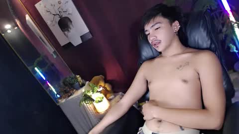 Kitty online show from 05/24/26, 12:26
