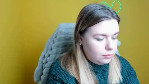 Mariana online show from 11/17/25, 12:22