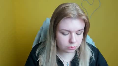 Mariana online show from 12/01/25, 12:32