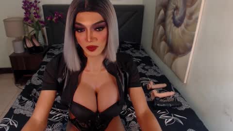 KATE online show from 12/28/24, 11:19